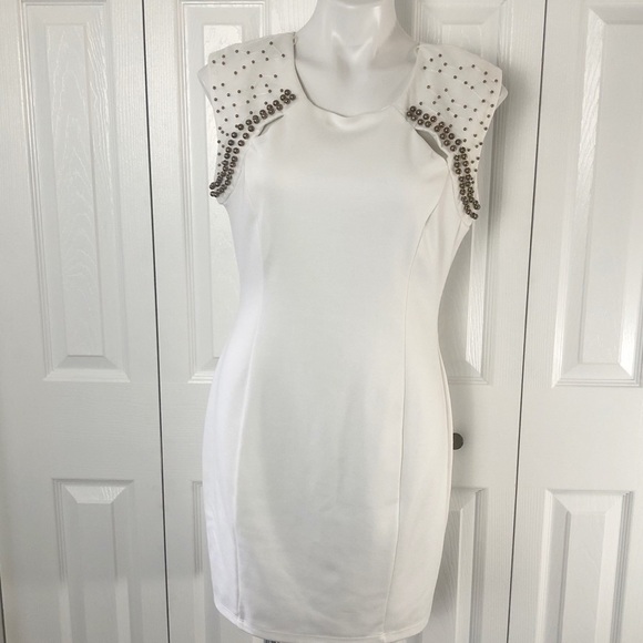 Ruby Rox Dresses & Skirts - Ruby Rox Cream Colored Lined Sleeveless Dress with Gold Beads. Size 13